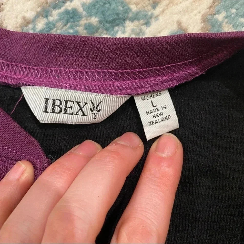 Ibex Woman’s Large Cycling Jersey - Picture 2 of 5